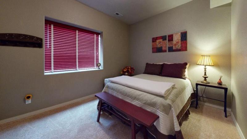 120 Winding Meadow By Vacation Rentals For You Моньюмент Екстер'єр фото