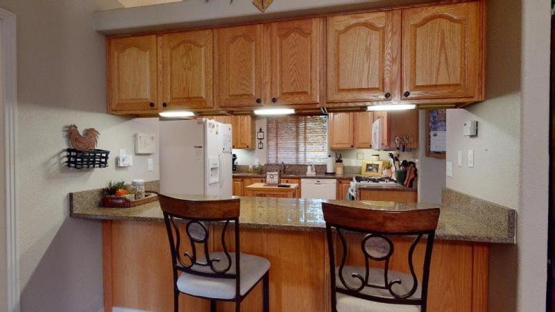 120 Winding Meadow By Vacation Rentals For You Моньюмент Екстер'єр фото